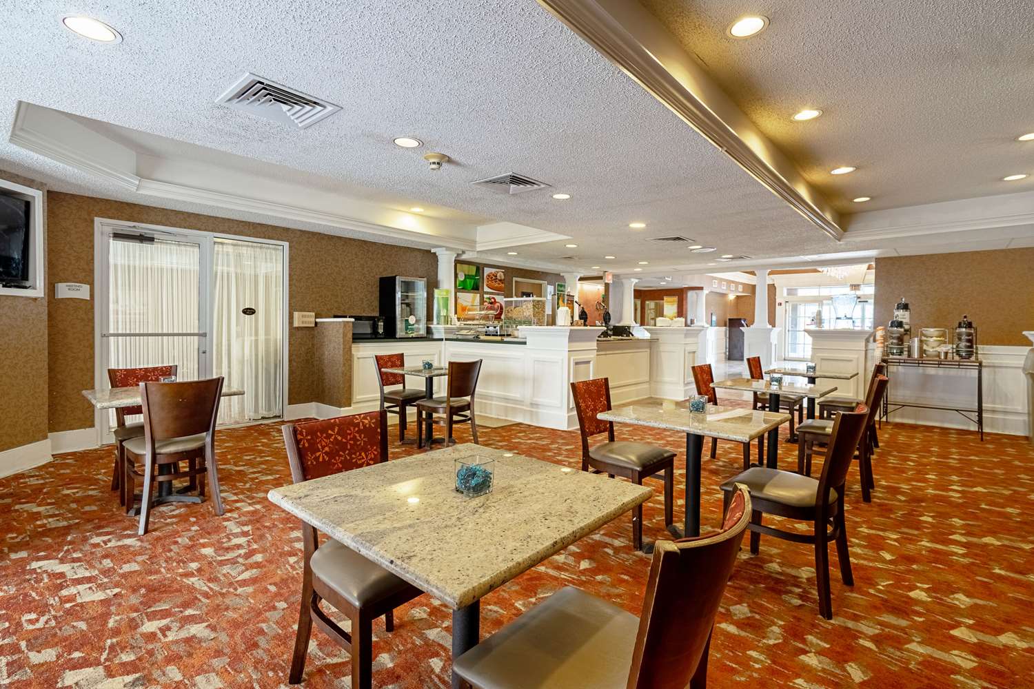 Фото Quality Suites