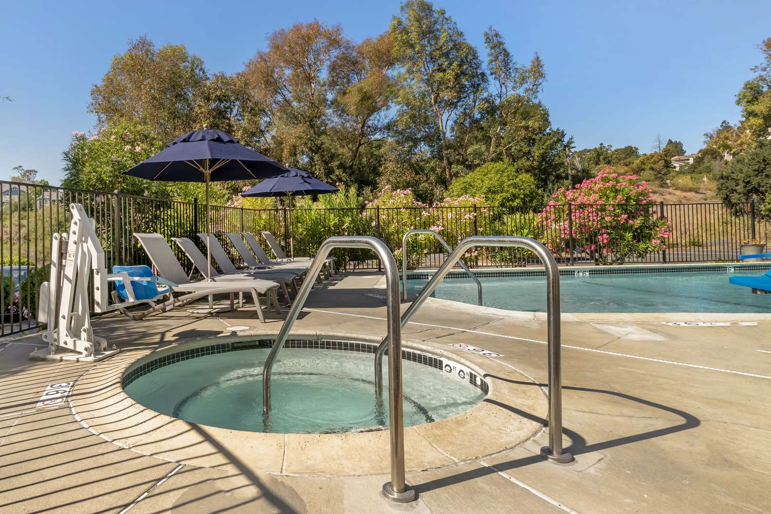 Фото Best Western Plus Heritage Inn