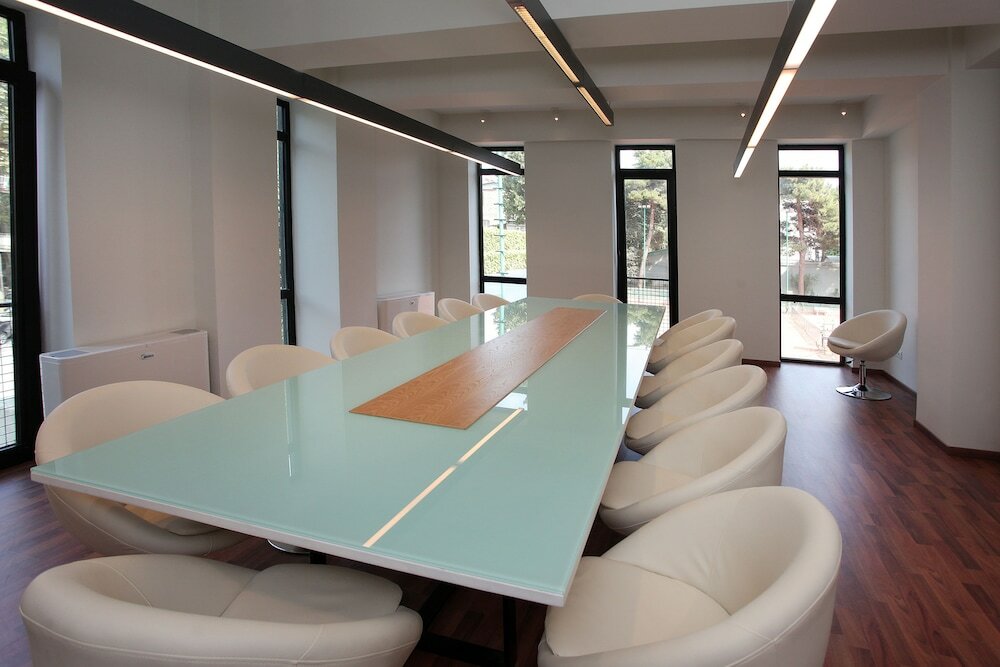 Фото L. M Club Hotel