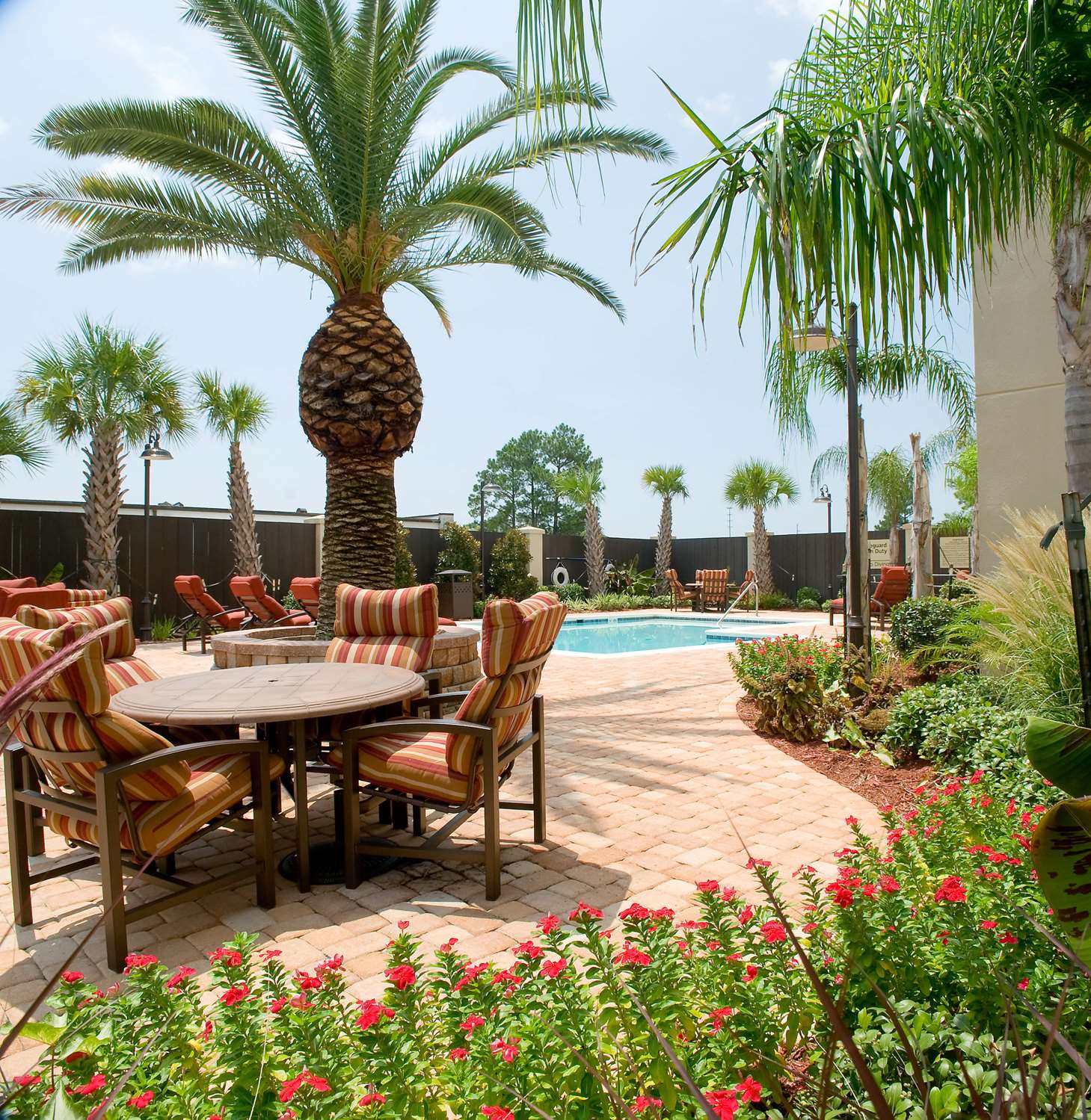 Фото Hampton Inn Baton Rouge - I-10 & College Dr