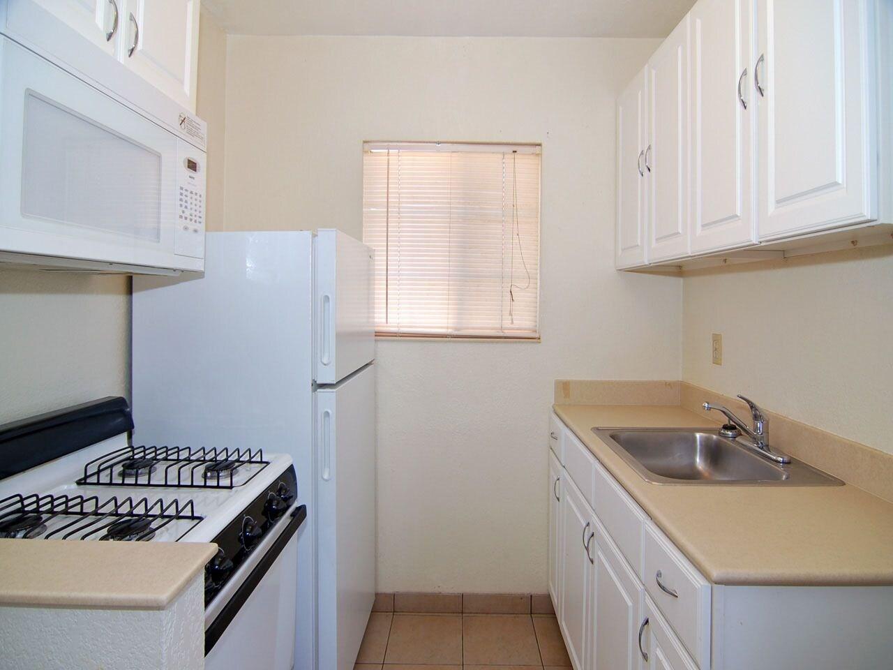 Фото American Inn & Suites