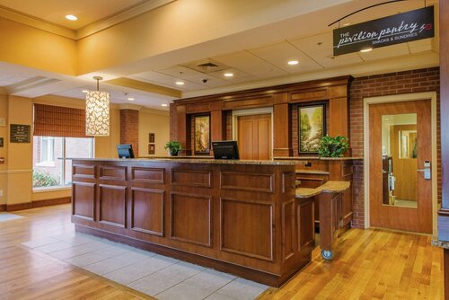 Внешний вид отеля Hilton Garden Inn Manchester Downtown в Манчестере, фото 2