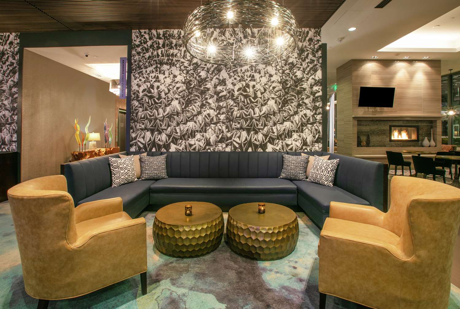 Фото Hilton Garden Inn Seattle Downtown