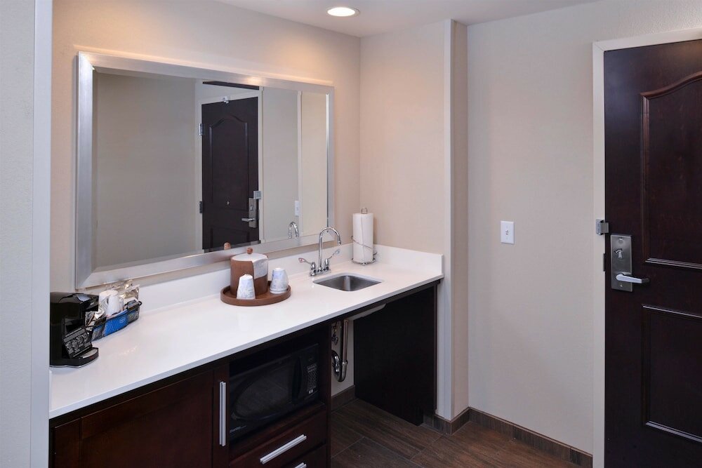 Фото Hampton Inn & Suites Mount Joy/Lancaster West