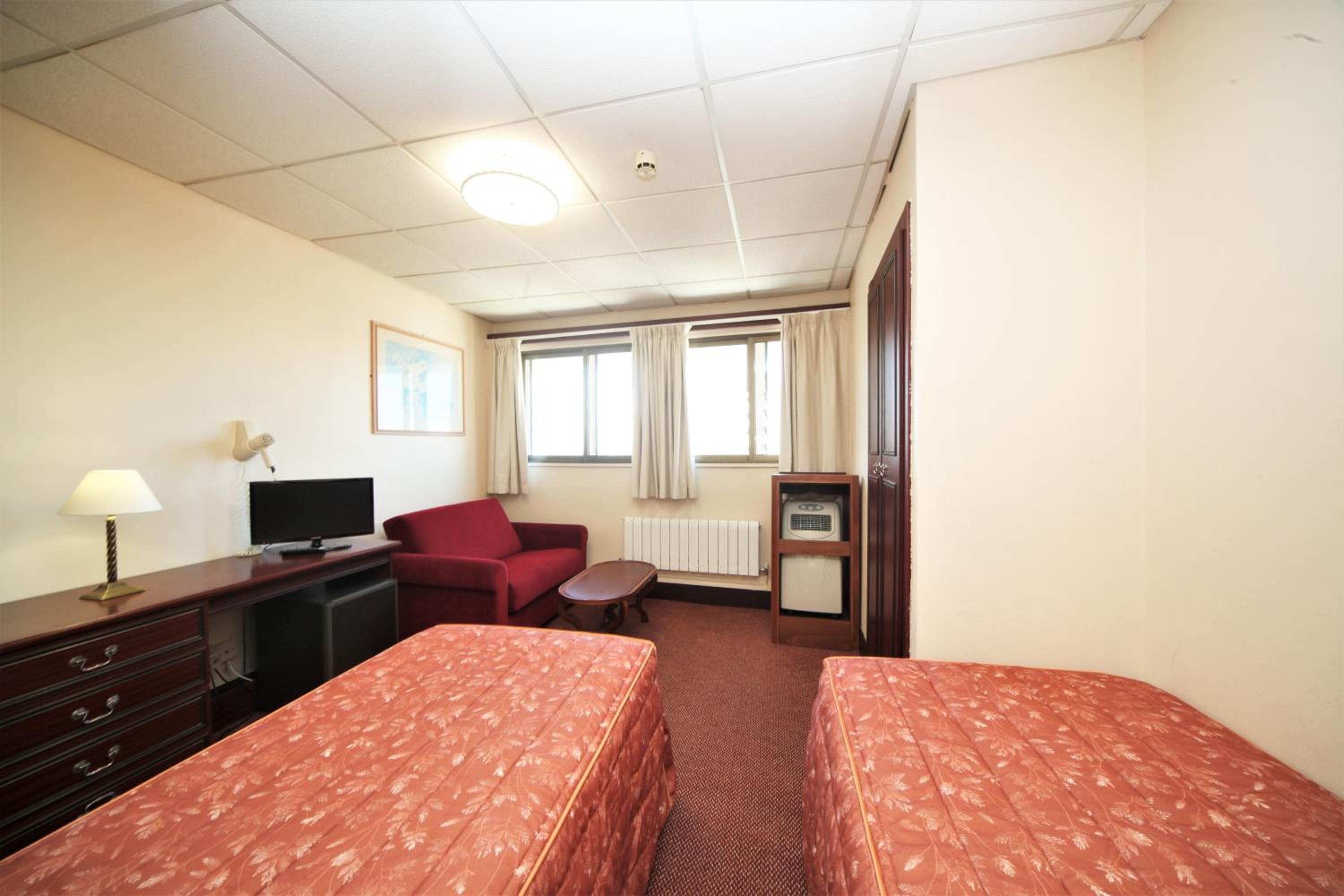 Фото Bristol Hotel