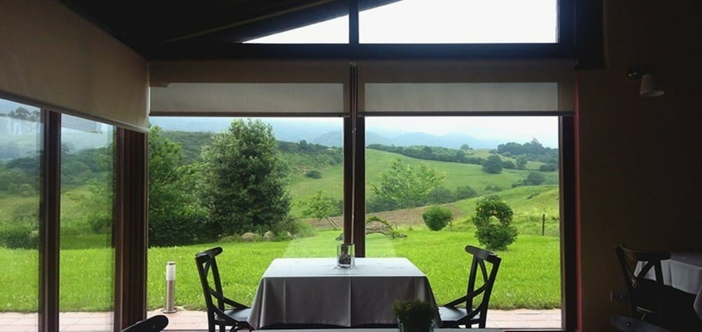 Фото Hotel Puerta del Oriente