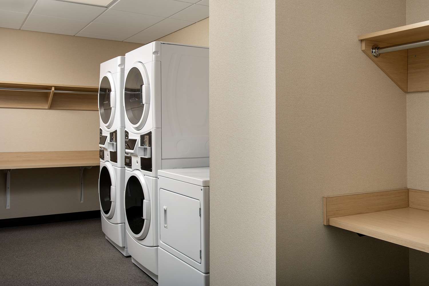 Фото Hilton Garden Inn Orlando Downtown