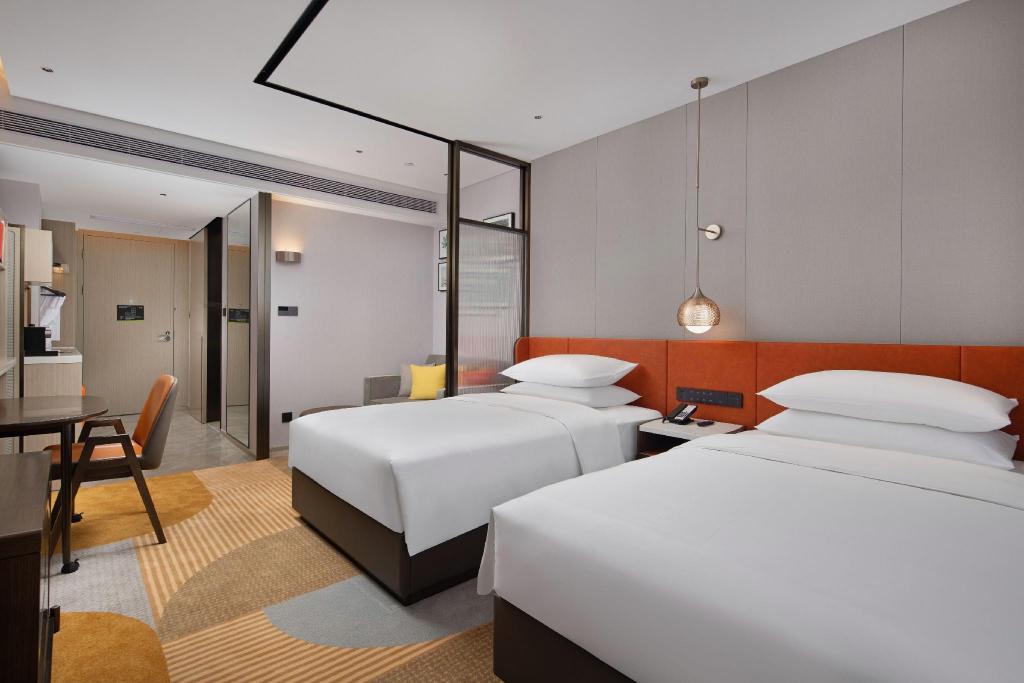 Фото Home2 Suites by Hilton Fouzhou Cangshan