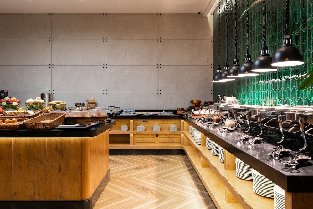 Фото The Elements Hotel