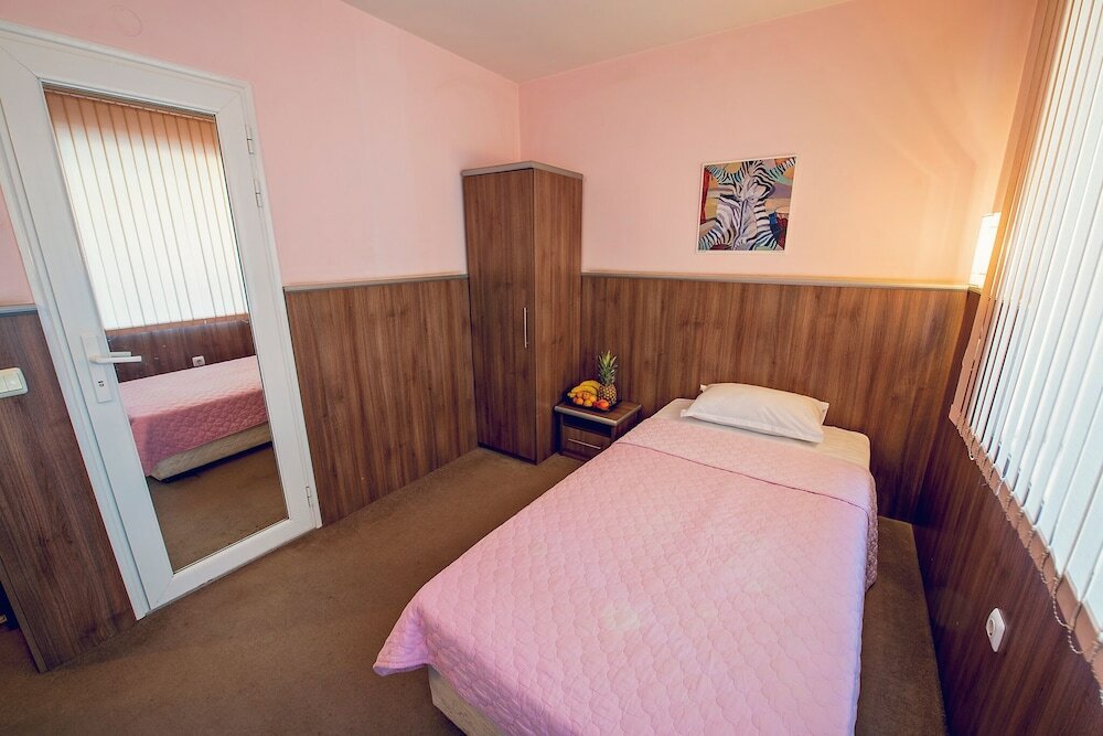 Фото Family Hotel Gran Ivan