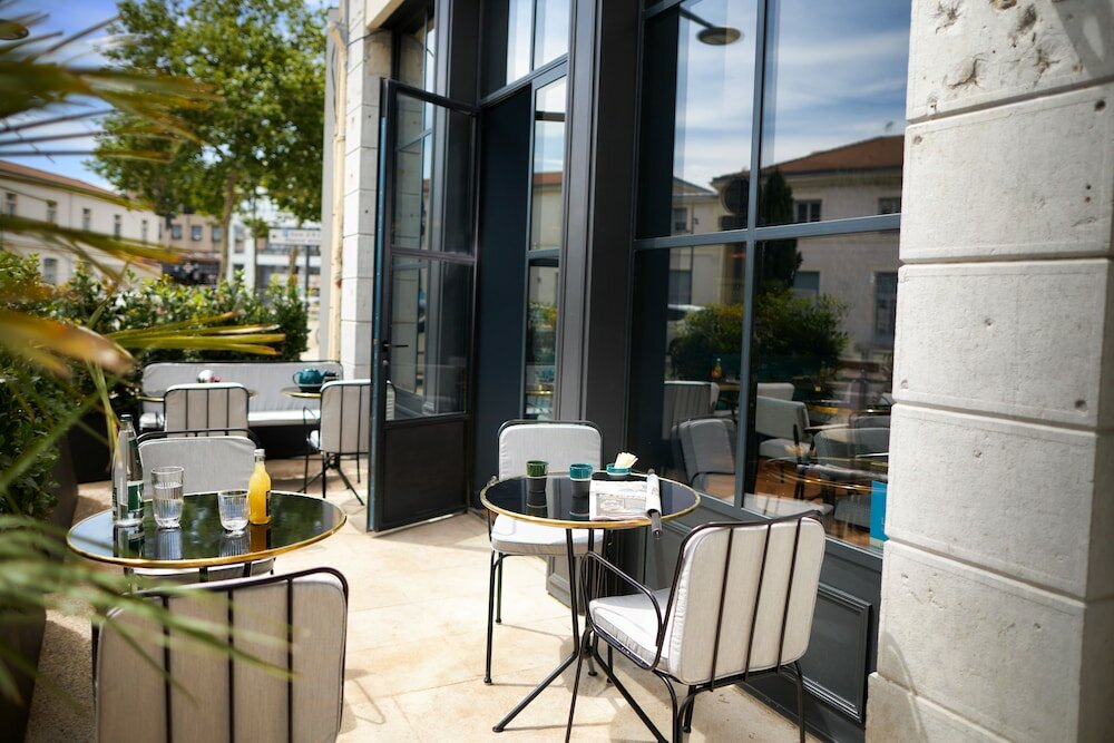 Фото Hôtel Victoria