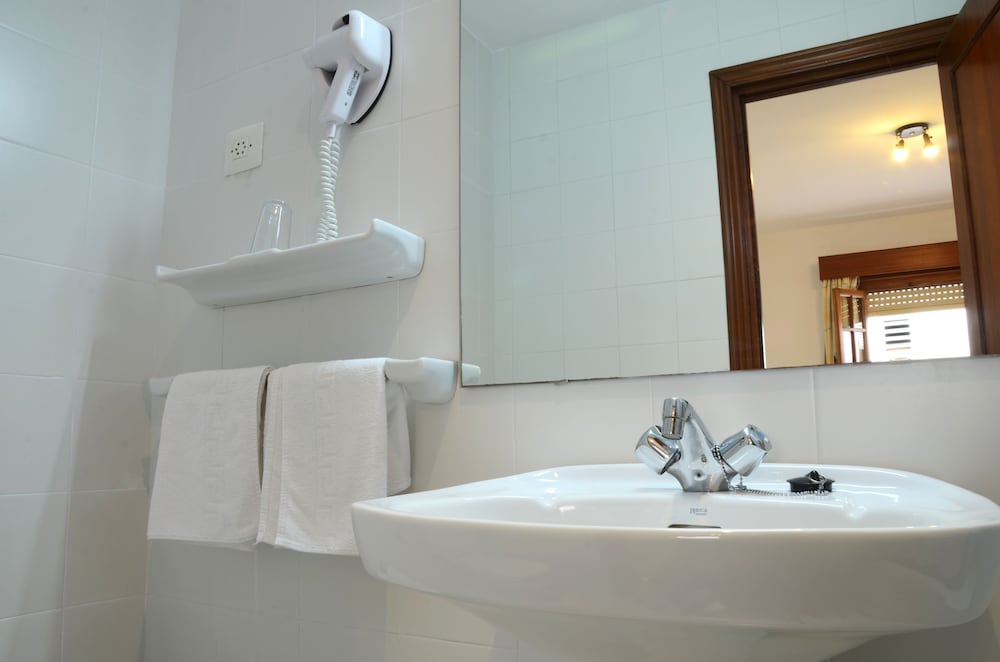 Фото Hotel El Coloso