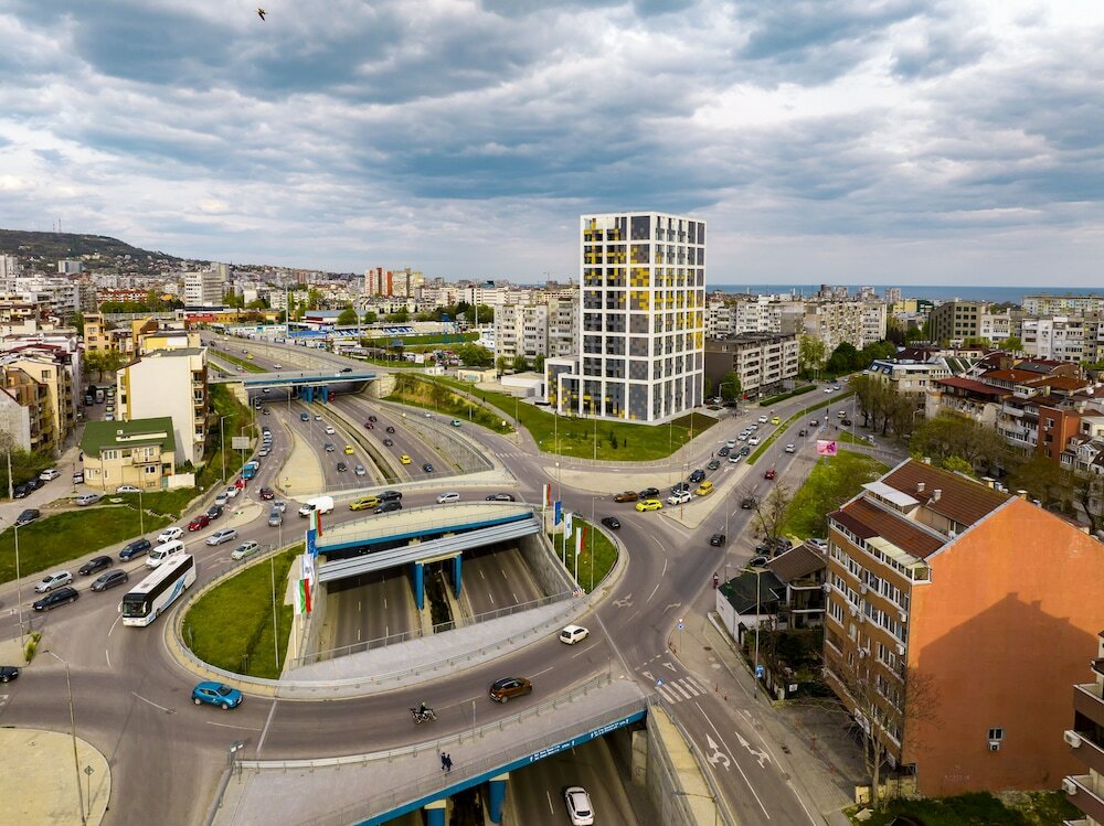 Фото отеля 2