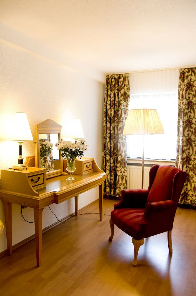 Фото Hotel Kölner Hof Refrath