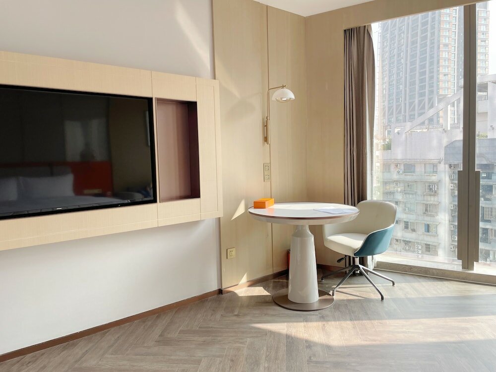 Фото Voco Chongqing Chaotianmen, an Ihg Hotel