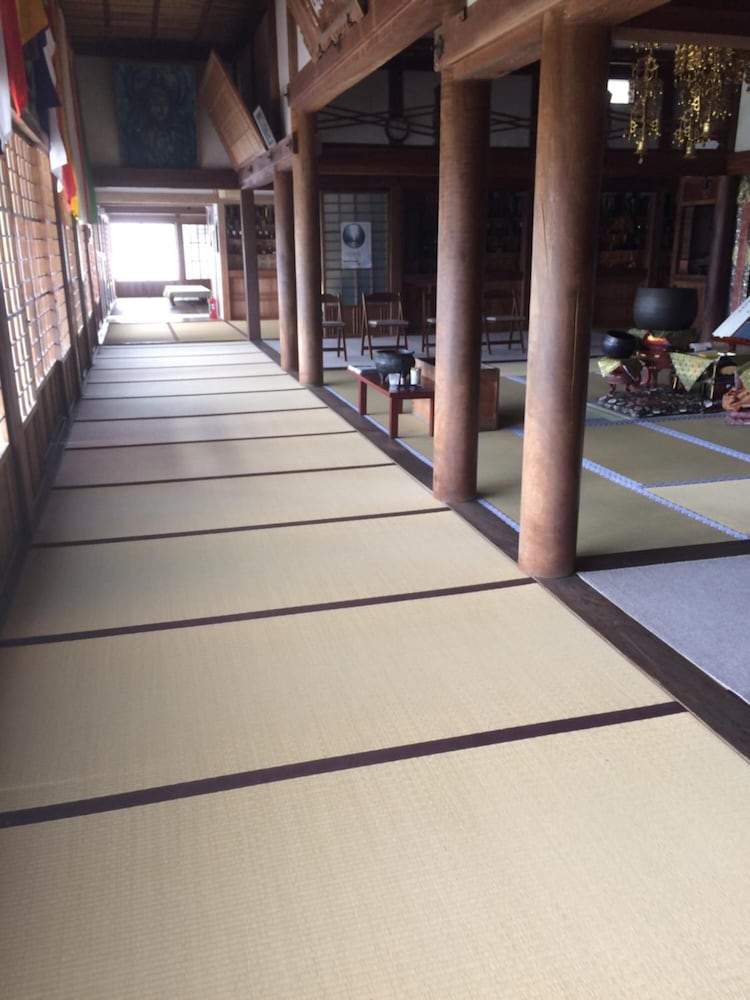 Фото Temple Stay Tsushima Seizanji