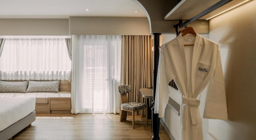 Фото Away Bangkok Sukhumvit