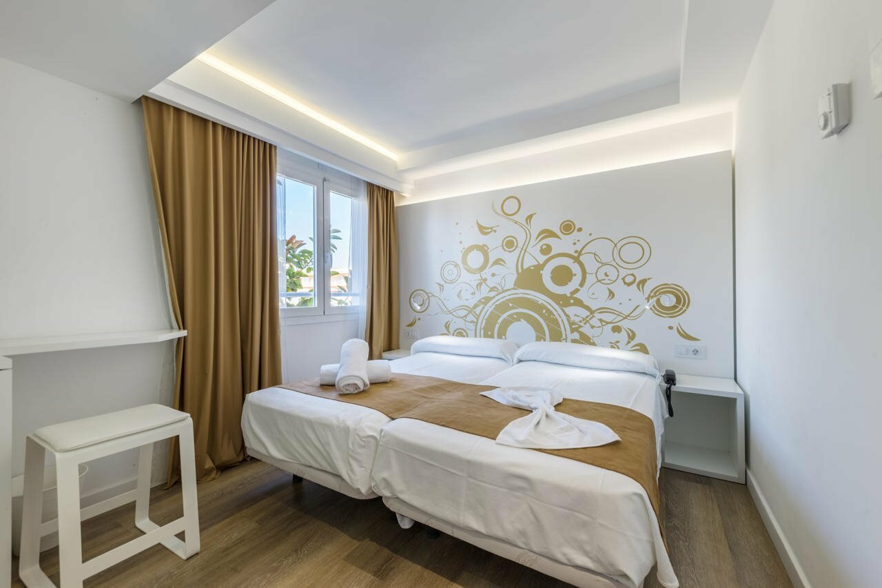 Фото Welikehotel Triton Beach Hotel