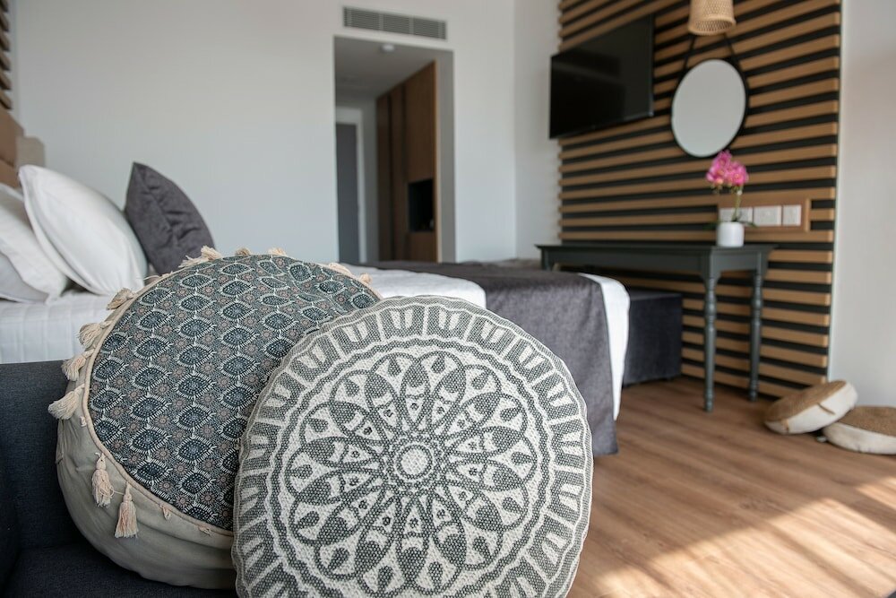 Фото Pierre Anne Beach Hotel