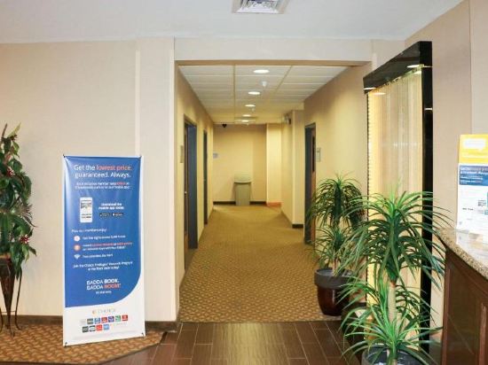 Фото Comfort Inn & Suites Sikeston I-55