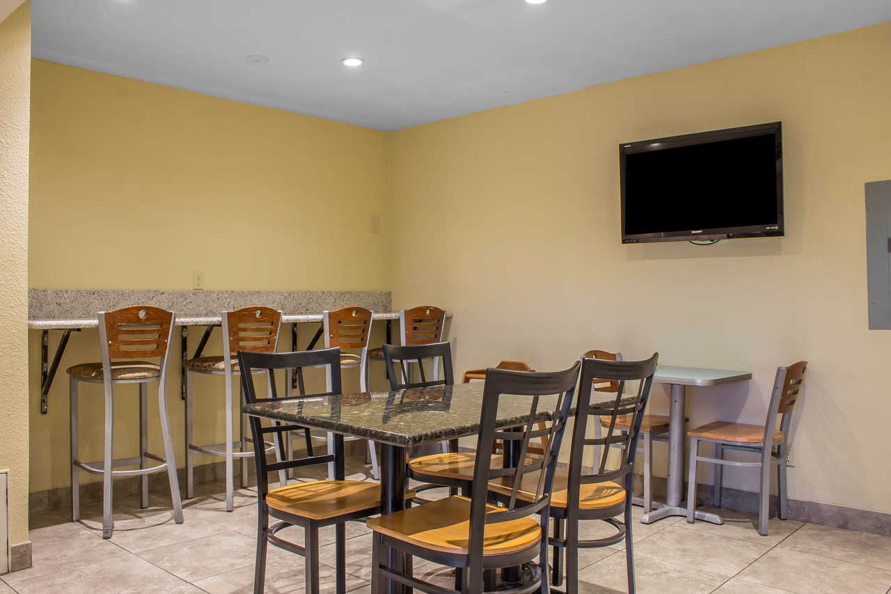 Фото Quality Inn Parker