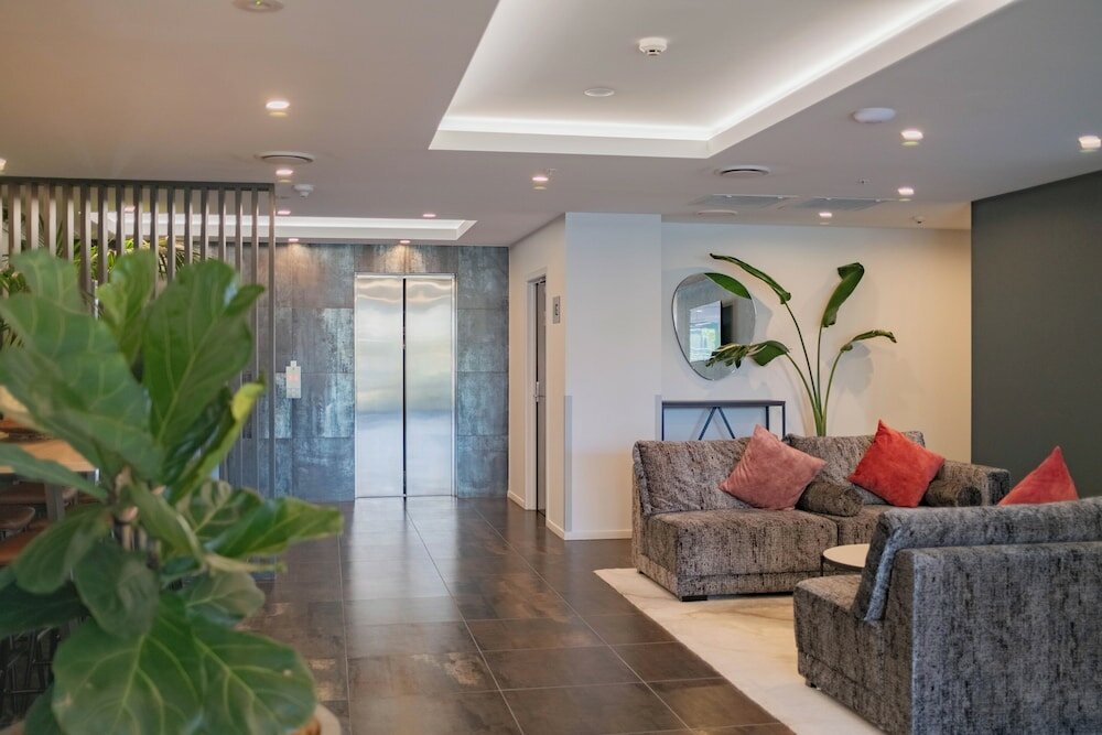 Фото Ramada by Wyndham Newmarket Auckland