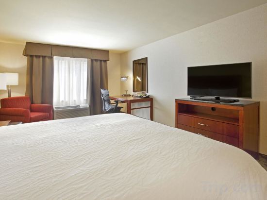 Фото Hilton Garden Inn Fort Collins