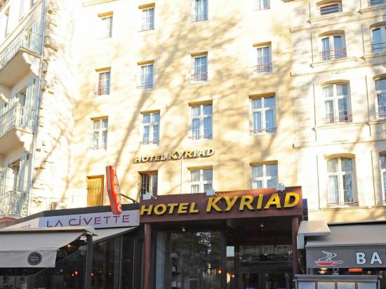 Фото Kyriad Avignon Palais Des Papes