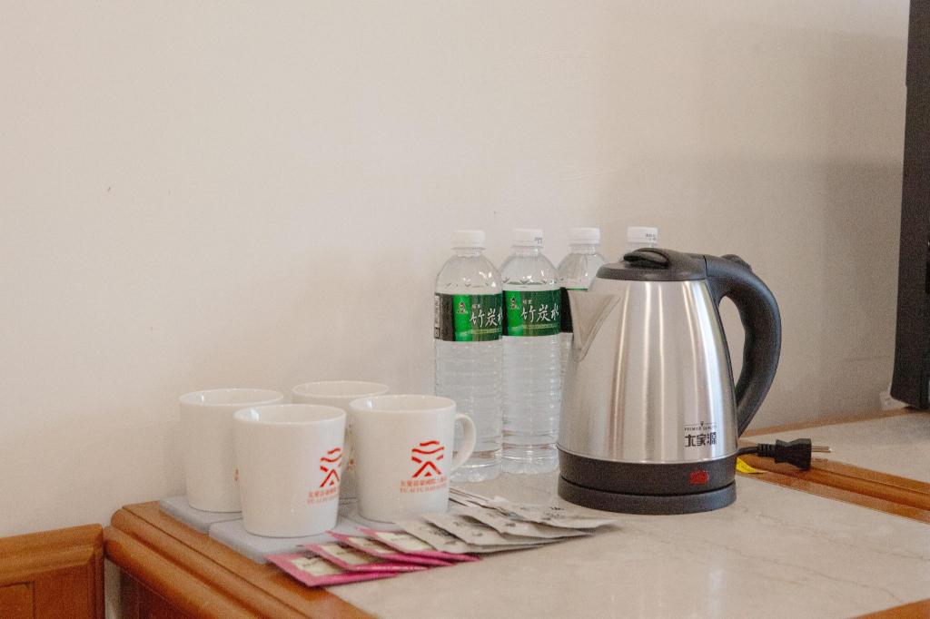 Фото Regal International Hotel