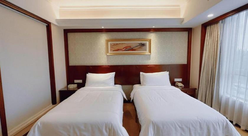 Фото Vienna Hotel Shanghai Wild Animal Park