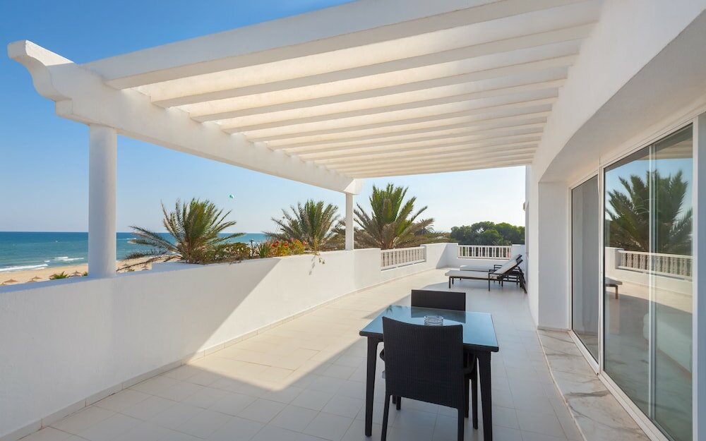 Фото Oceana Suites Hammamet