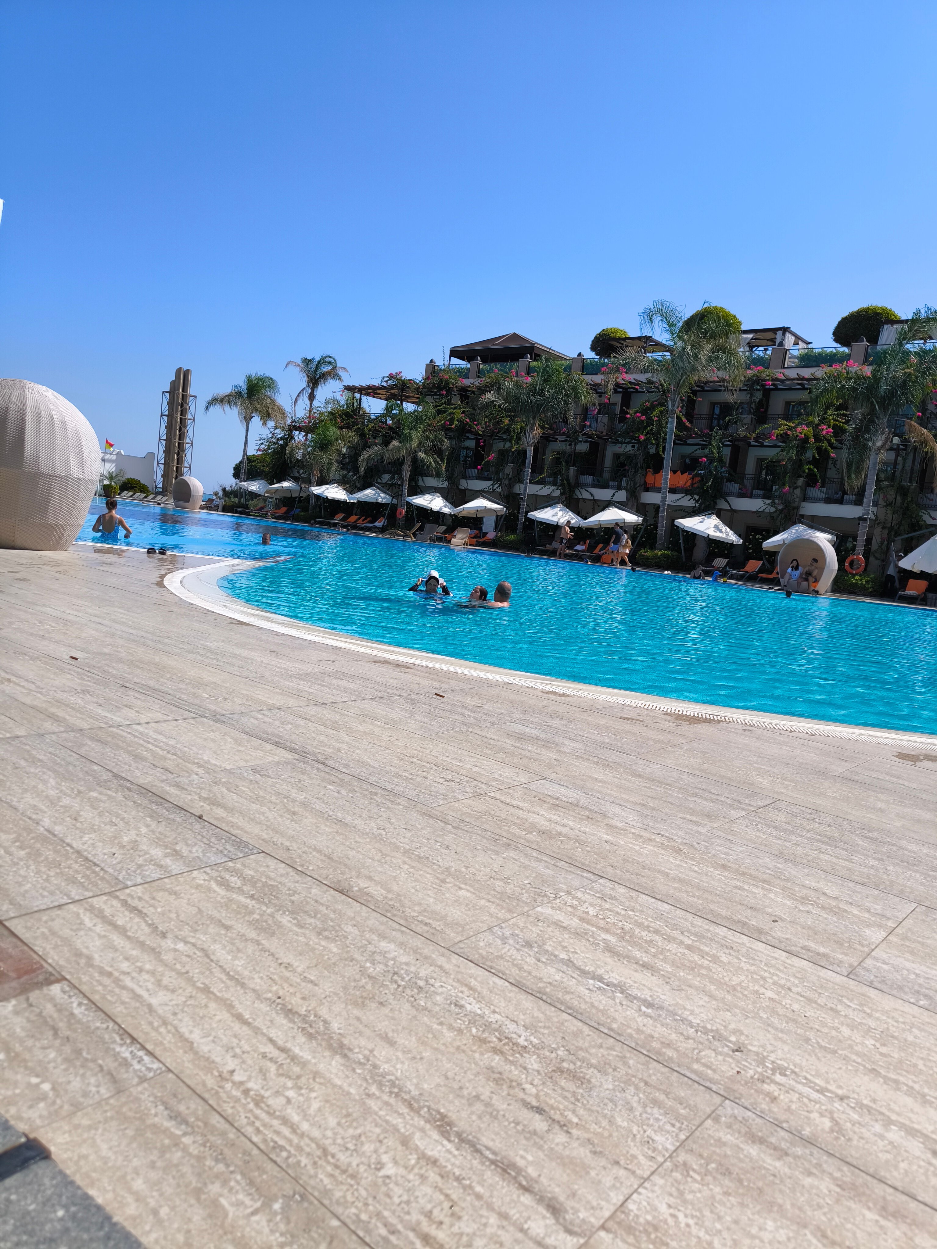 Фото Cratos Premium Hotel