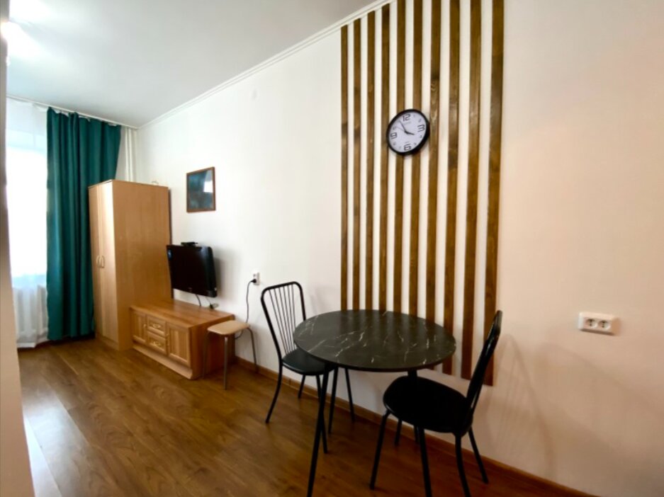 Фото Декабрист на Серова