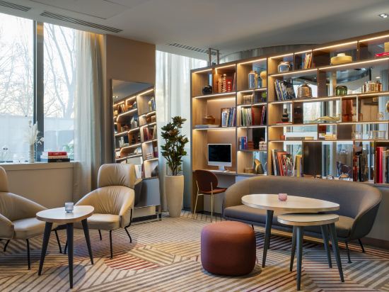 Фото AC Hotel Paris Porte Maillot