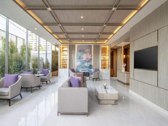 Фото Centre Point Sukhumvit 10