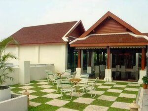 Гостиница Lao Plaza Hotel