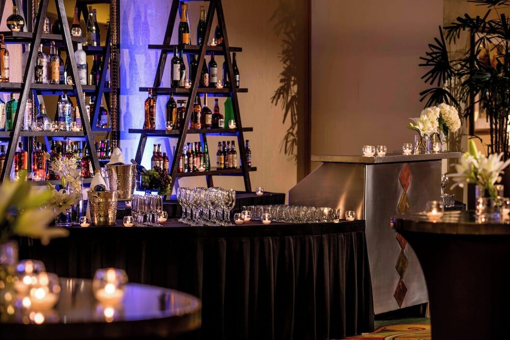 Фото Renaissance Denver Central Park Hotel