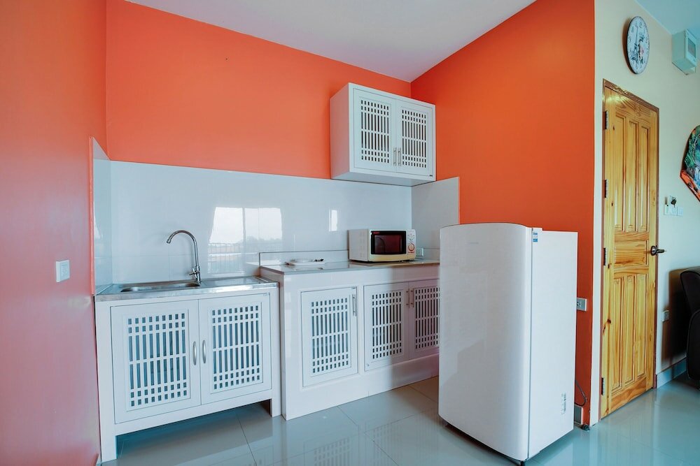 Фото Patamnak Beach Guesthouse