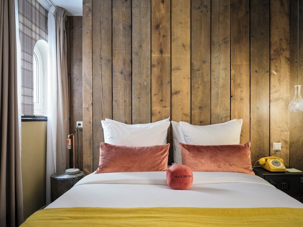 Фото Max Brown Hotel Canal District