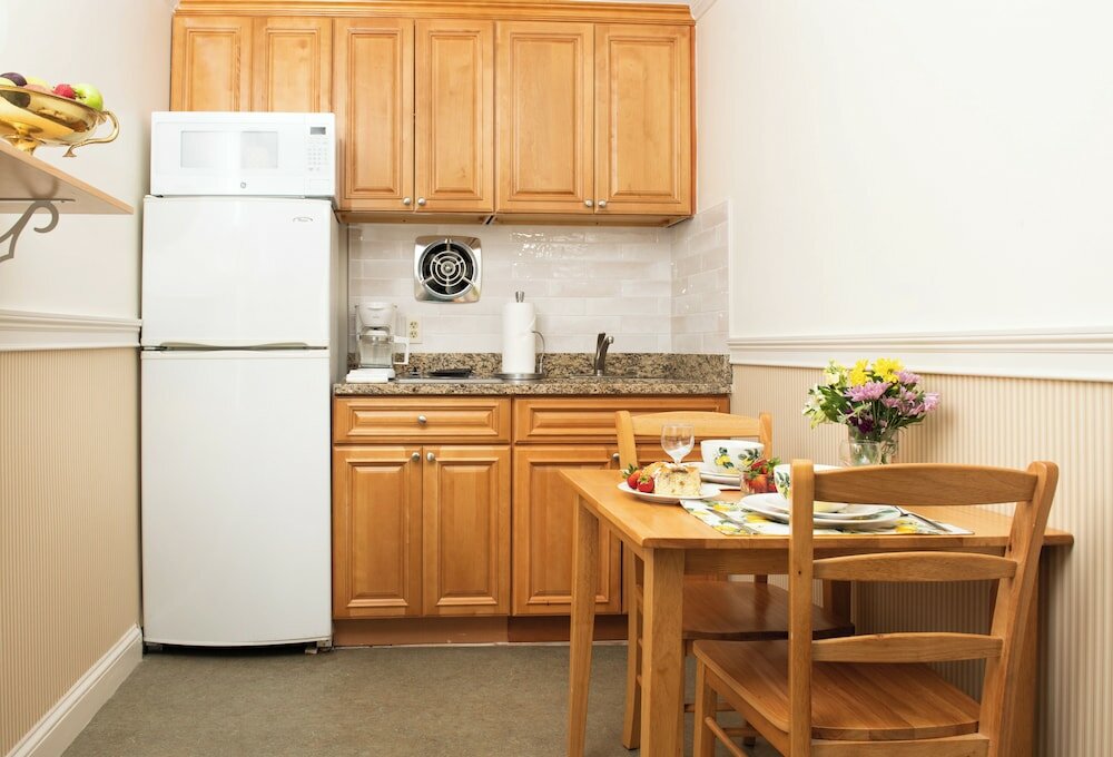 Фото Americas Cup Inn