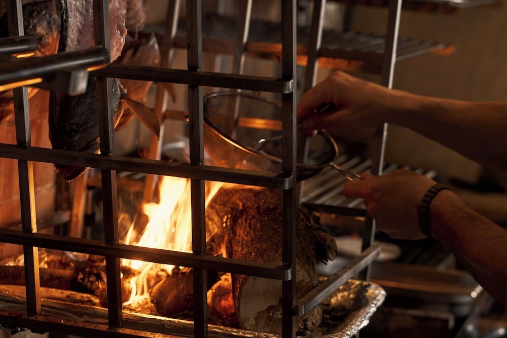 Фото Legacy Gastro Suites