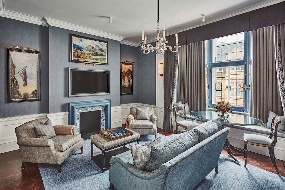 Фото The Connaught