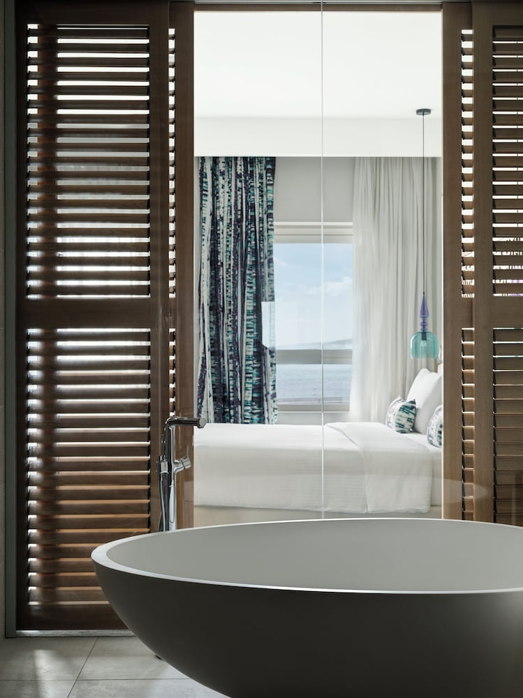 Фото The Chedi Lustica Bay