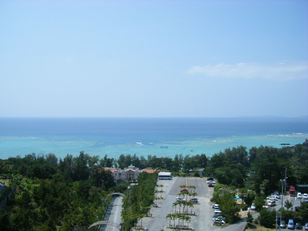 Фото Okinawa Kariyushi Resort Exes Onna