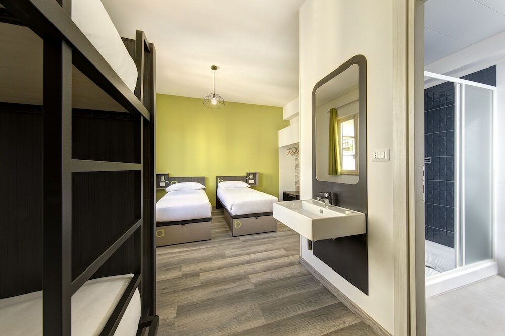 Фото The RomeHello