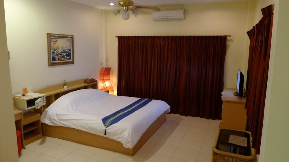 Фото Metro Apartments