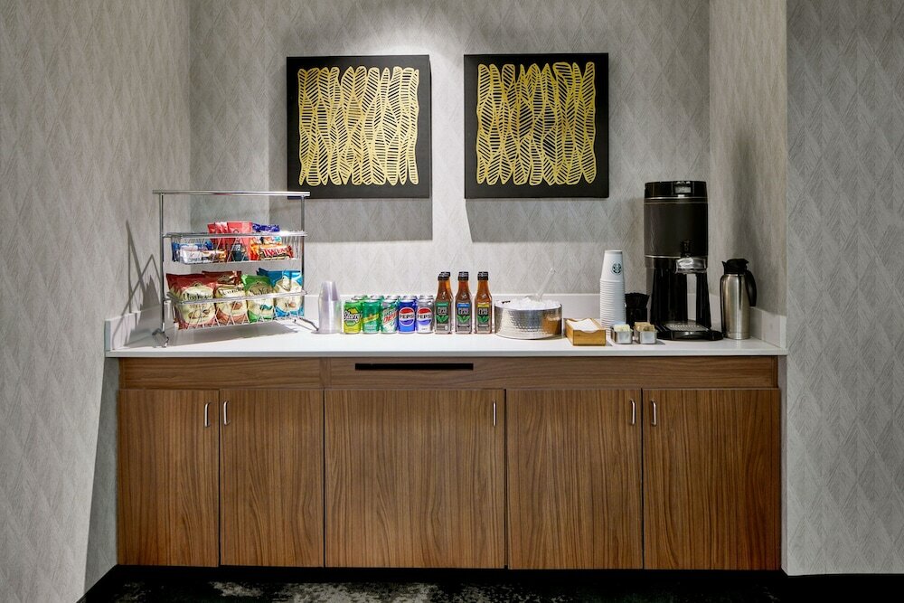 Фото Courtyard by Marriott Nashville Downtown