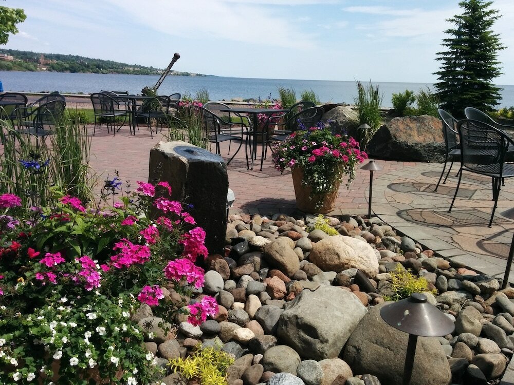 Фото Canal Park Lodge