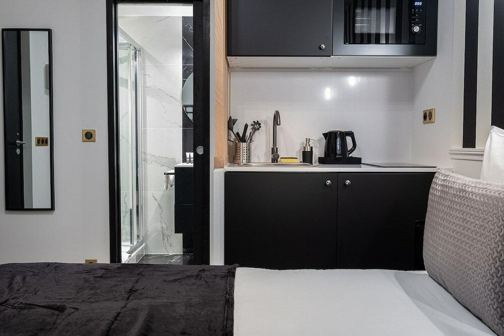 Фото Mijo's Appartements Hôtel