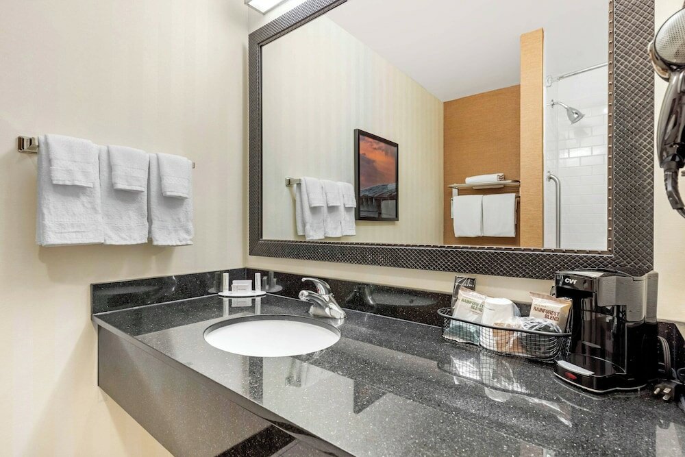 Фото Fairfield Inn & Suites by Marriott Rockford